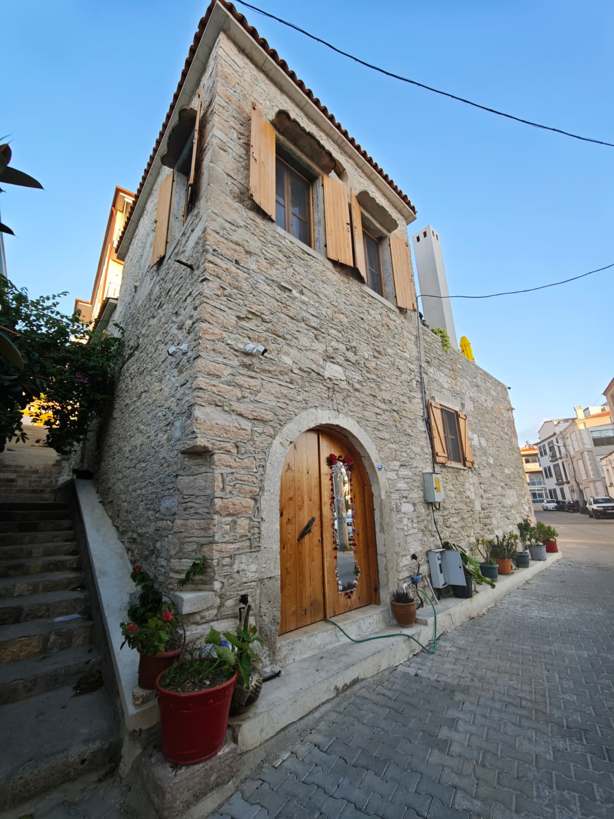 Tarihi Ahşap Kemer Kapı
